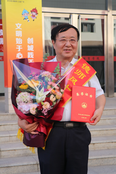 e9034d3ddb884183a9aac5127b0eff5e.jpg e9034d3ddb884183a9aac5127b0eff5e.jpg