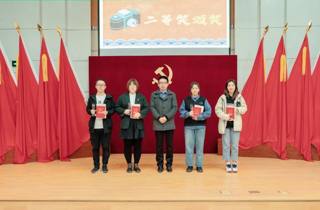 27661d1536e947a88f5420f73a033011.jpg 27661d1536e947a88f5420f73a033011.jpg