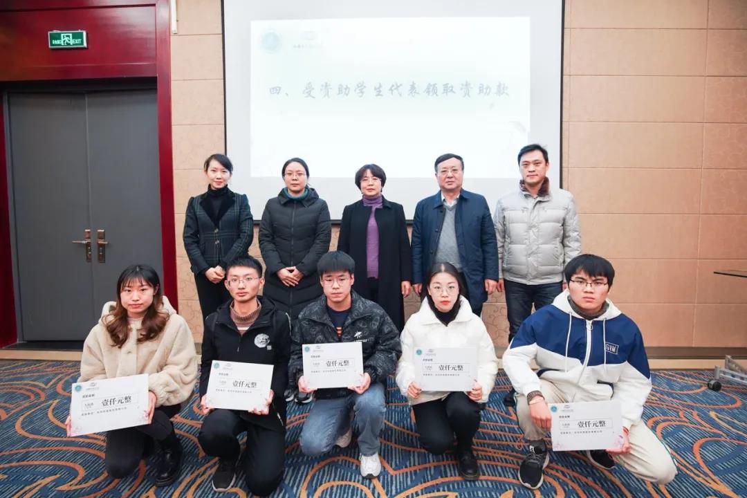 0690876dfa5849f098c7e07a3b11fa57.jpg 0690876dfa5849f098c7e07a3b11fa57.jpg